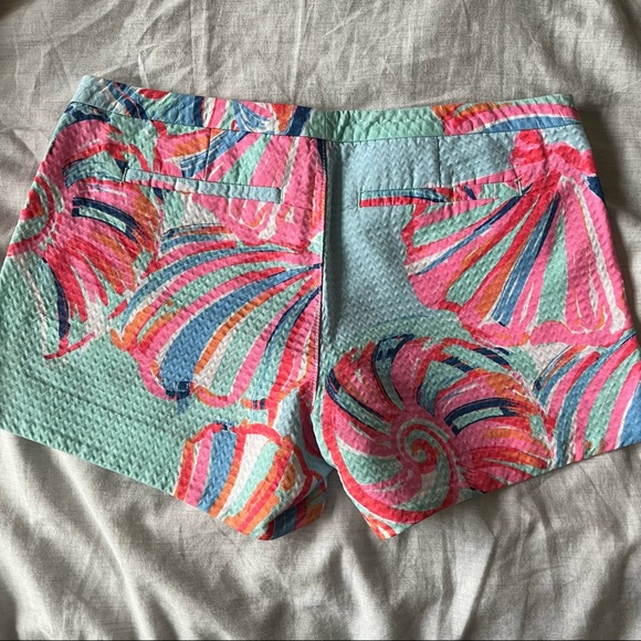 Lilly Pulitzer Shorts - Picture 2 of 3